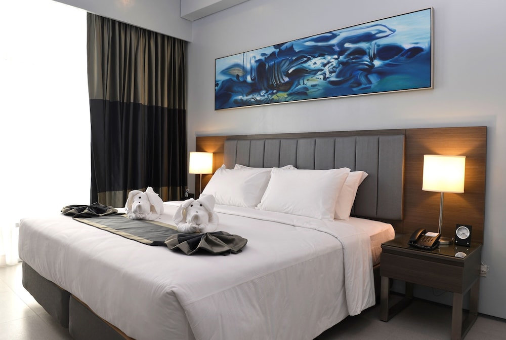 Bayfront Hotel Cebu - North Reclamation 19/67