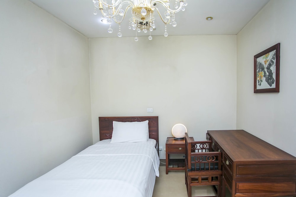 Lagos Oriental Hotel 15/74