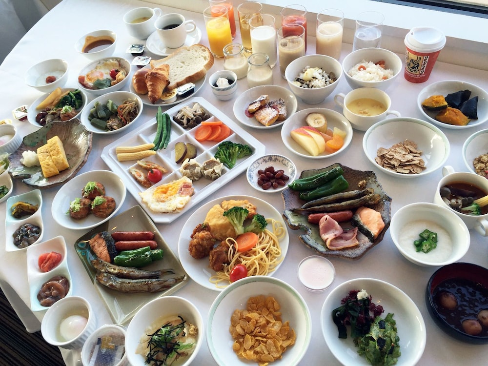 Shizunai Eclipse Hotel 57/61