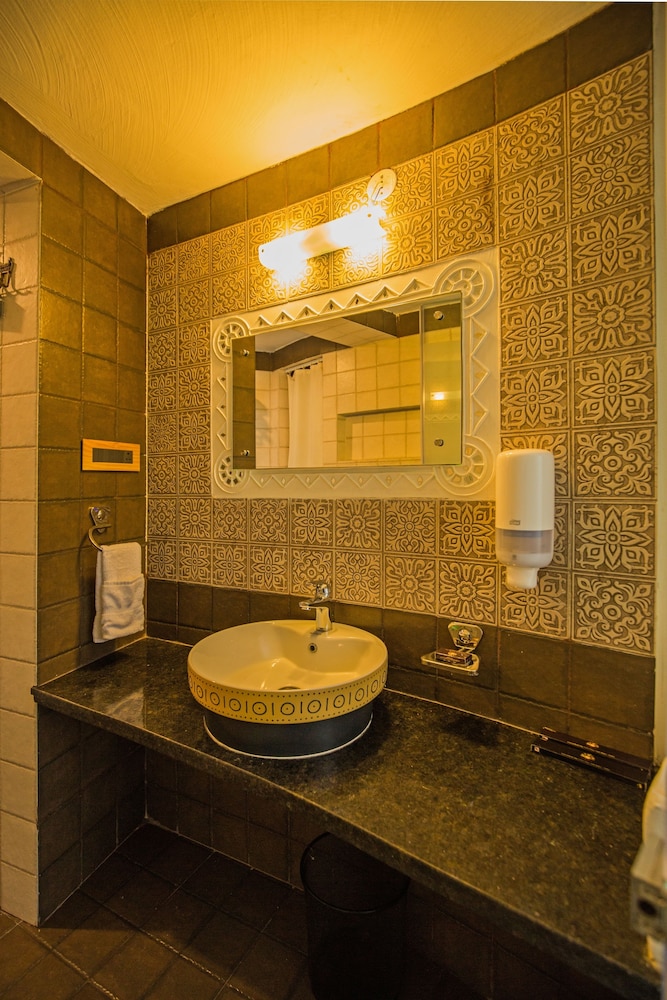 Nirali Resorts 42/45