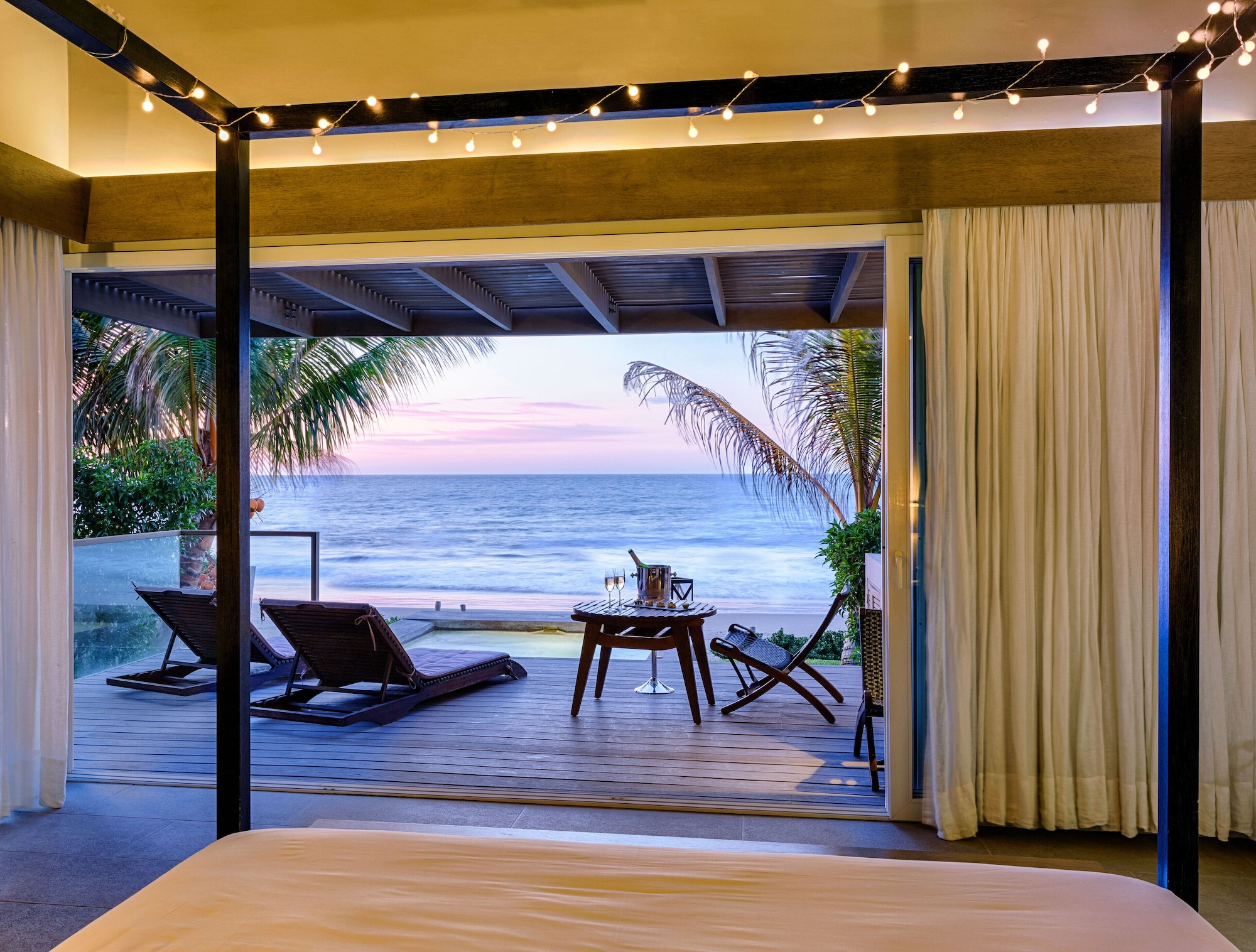 Grand, Suite, King Bed, Beach Front, Plunge Pool