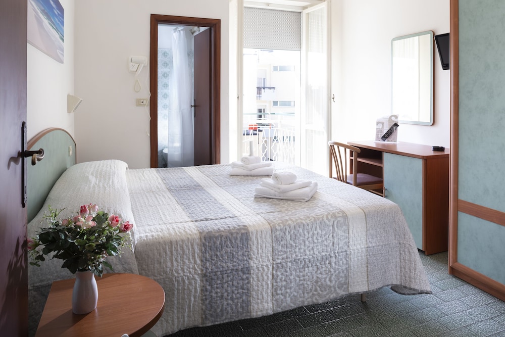 Hotel Mara 30/75