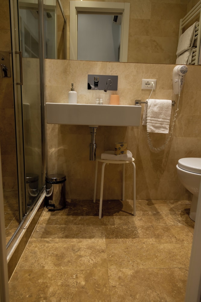 Sofia's Suites 45/46