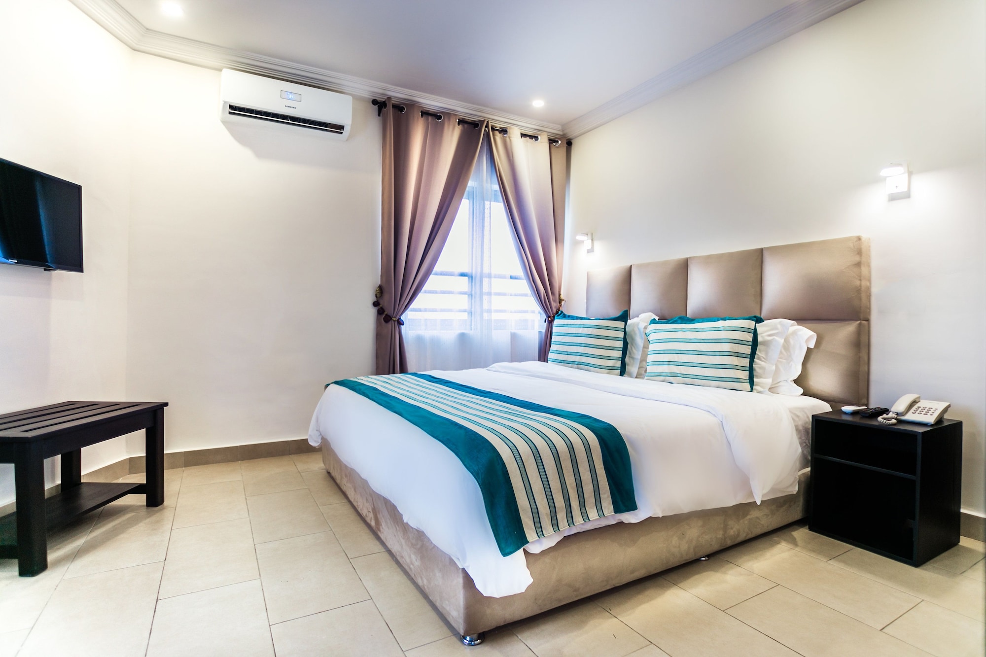 2 Bedrooms, Superior, Suite, 2 Queen Beds, City View, Accessible