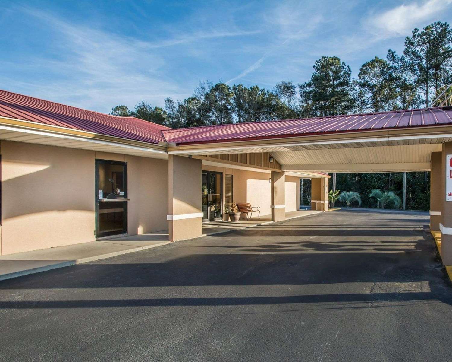 Econo Lodge Defuniak Springs I-10 5/31