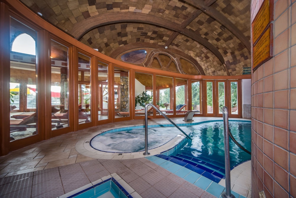 Hotel Piroska Buk 26/50