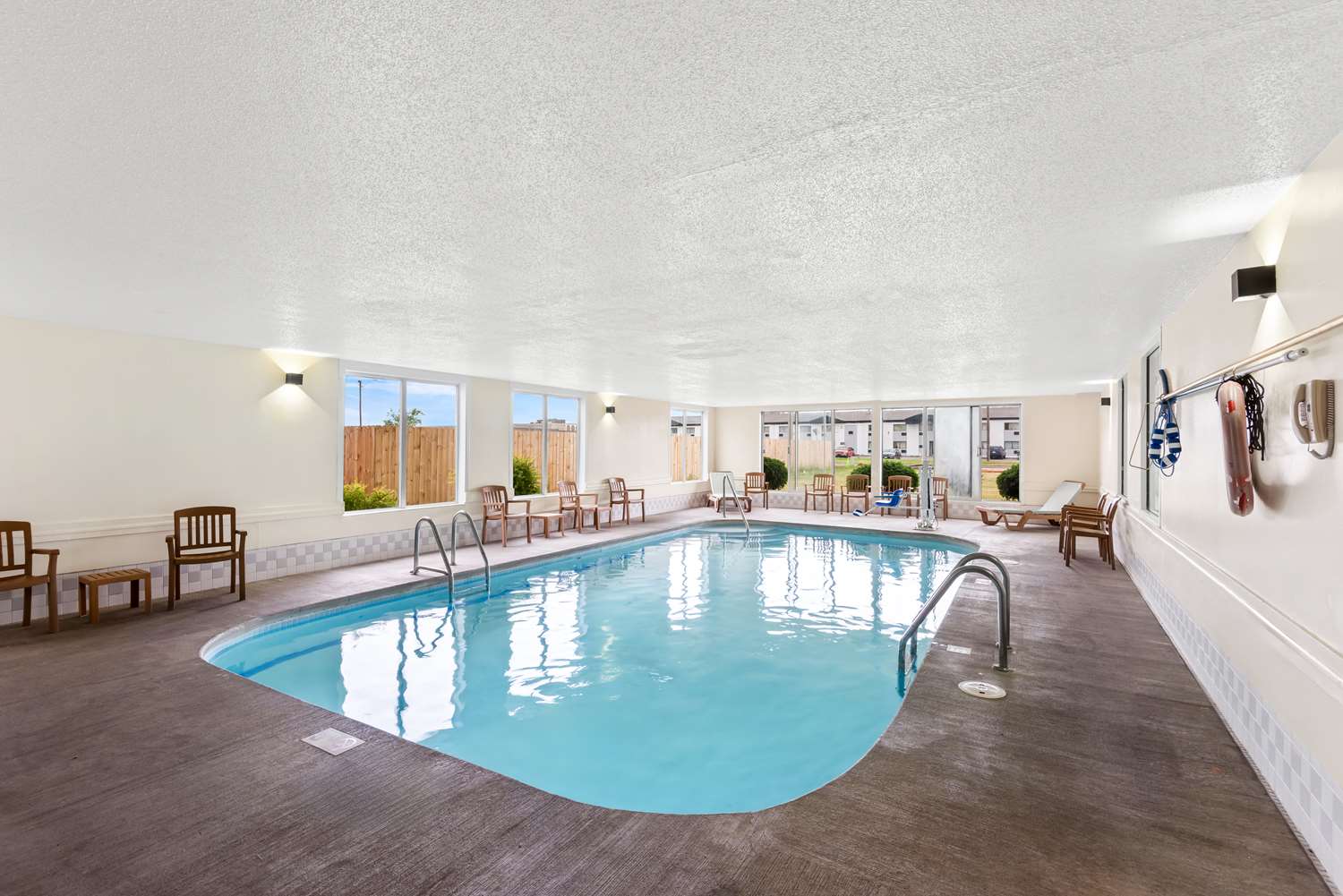 Best Western Airport Inn 37/39