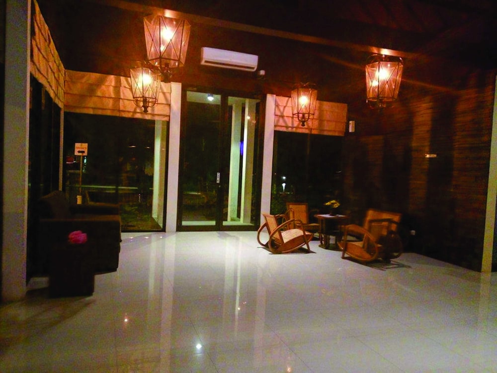 Seaview Cottage Cirebon Waterland 16/23