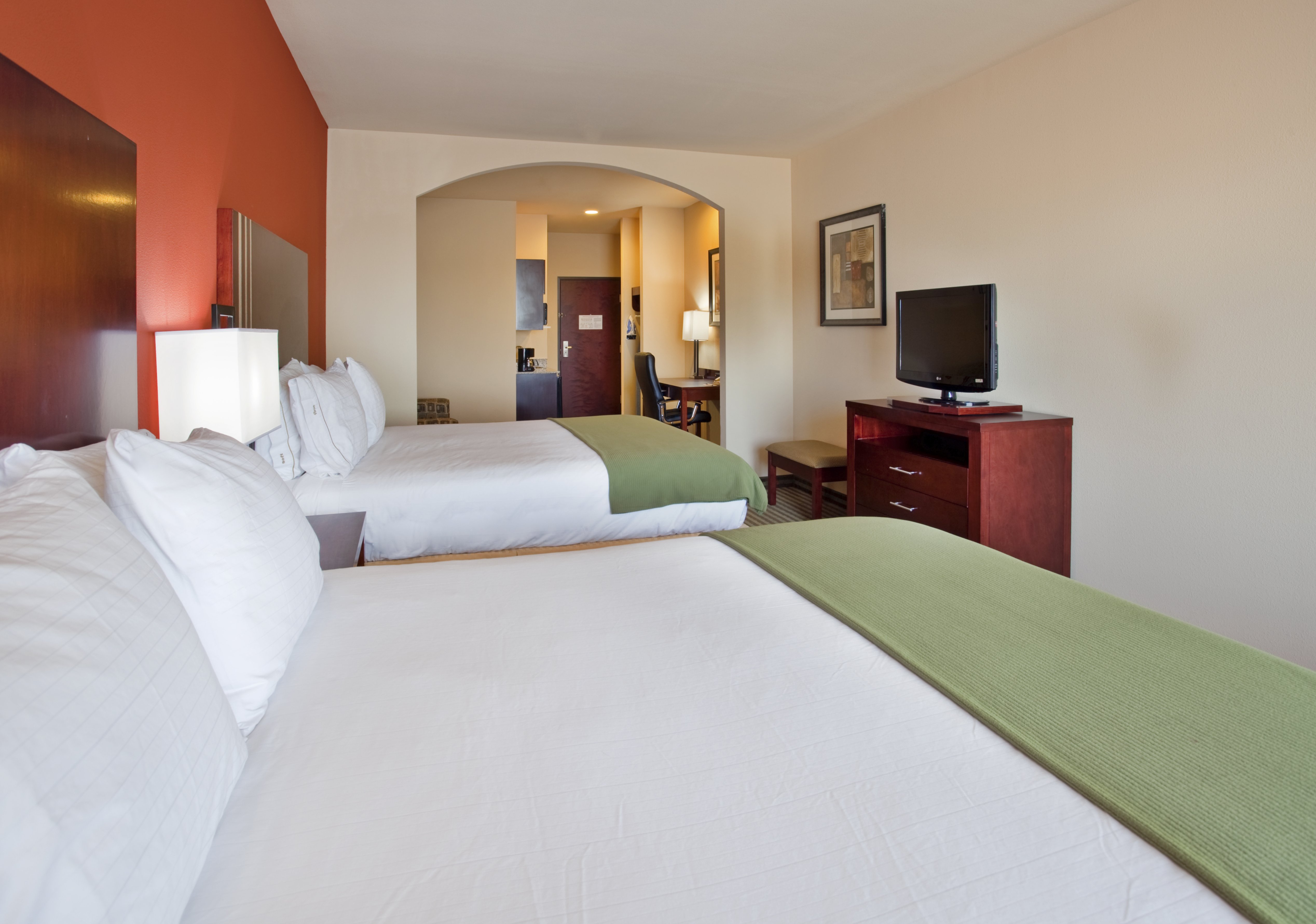 Holiday Inn Express Hotel & Suites Guthrie North Edmond 12/46