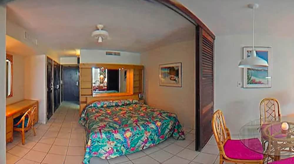 Sapphire Beach Condo Resort & Marina By Antilles Resorts 2/45