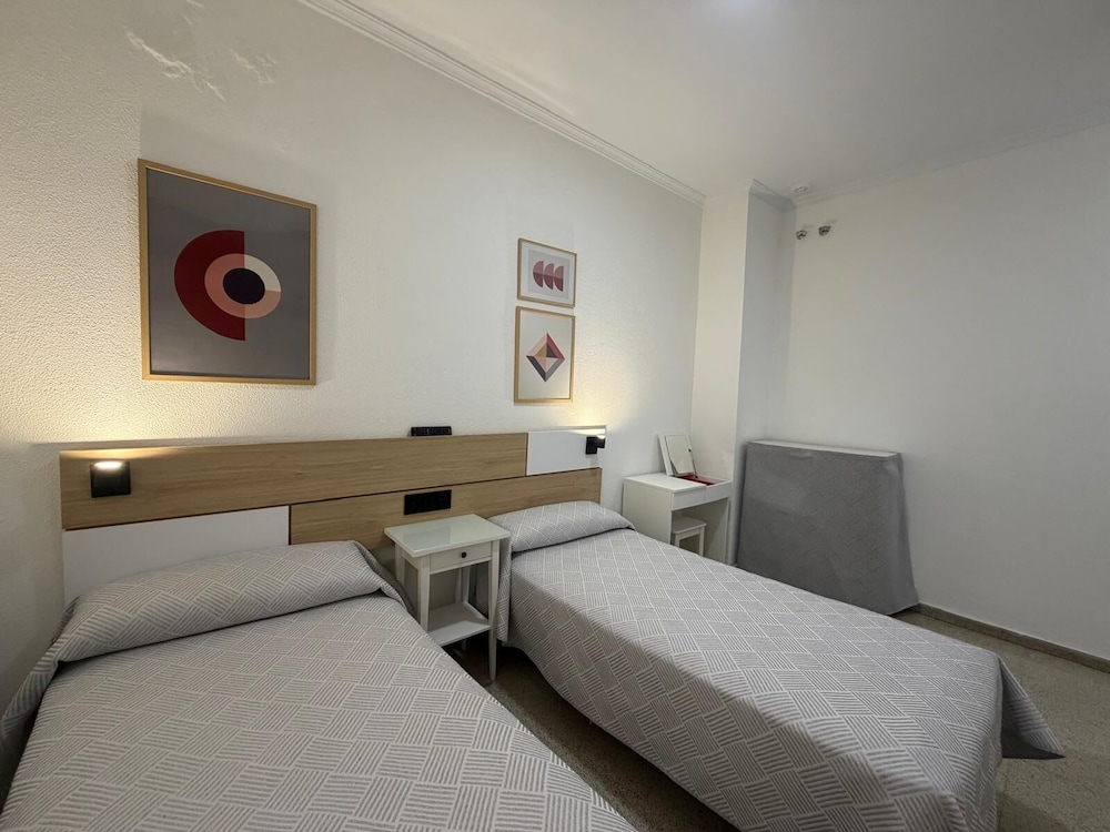 Hostal Bahía 33/50