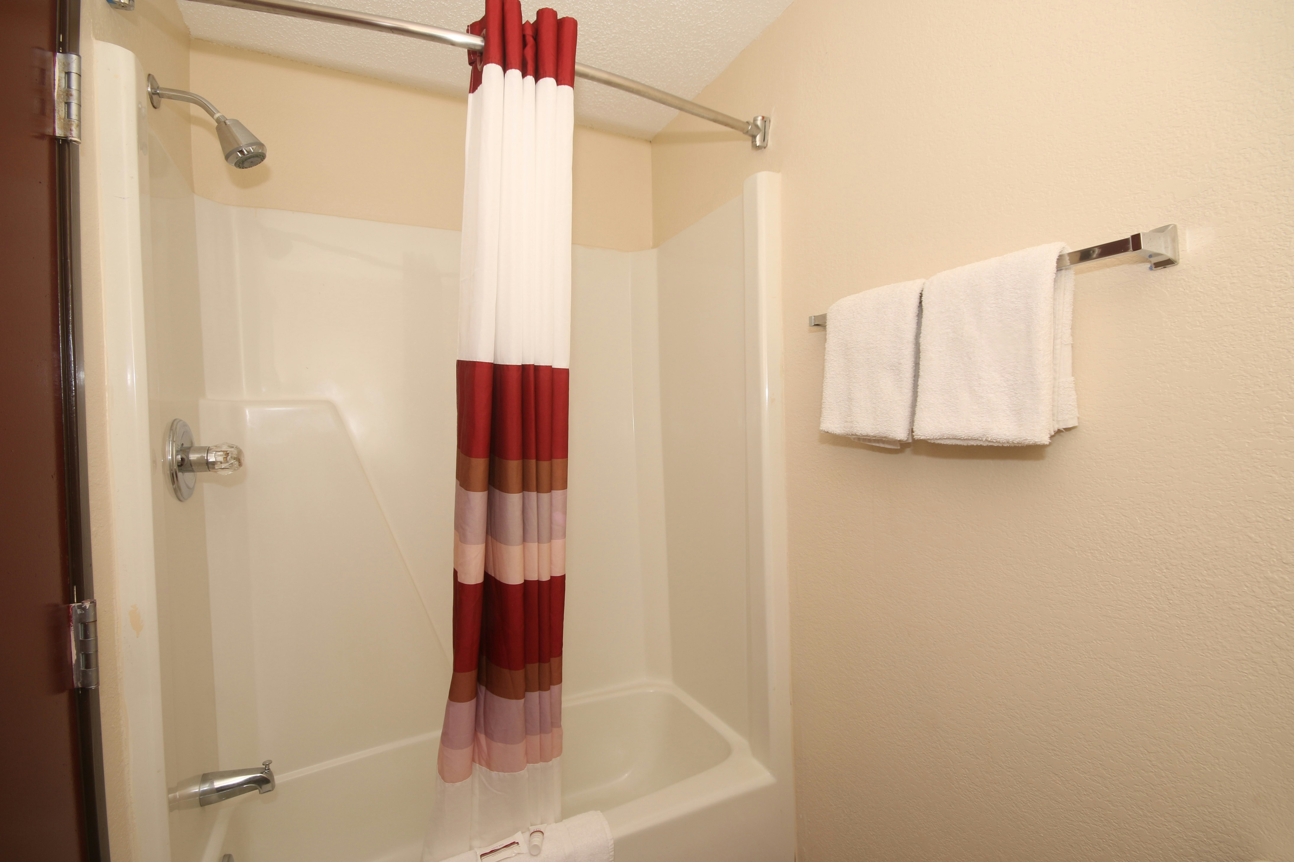 غرفة ديلوكس بسرير كينج، Red Roof Inn Gaffney 3/3