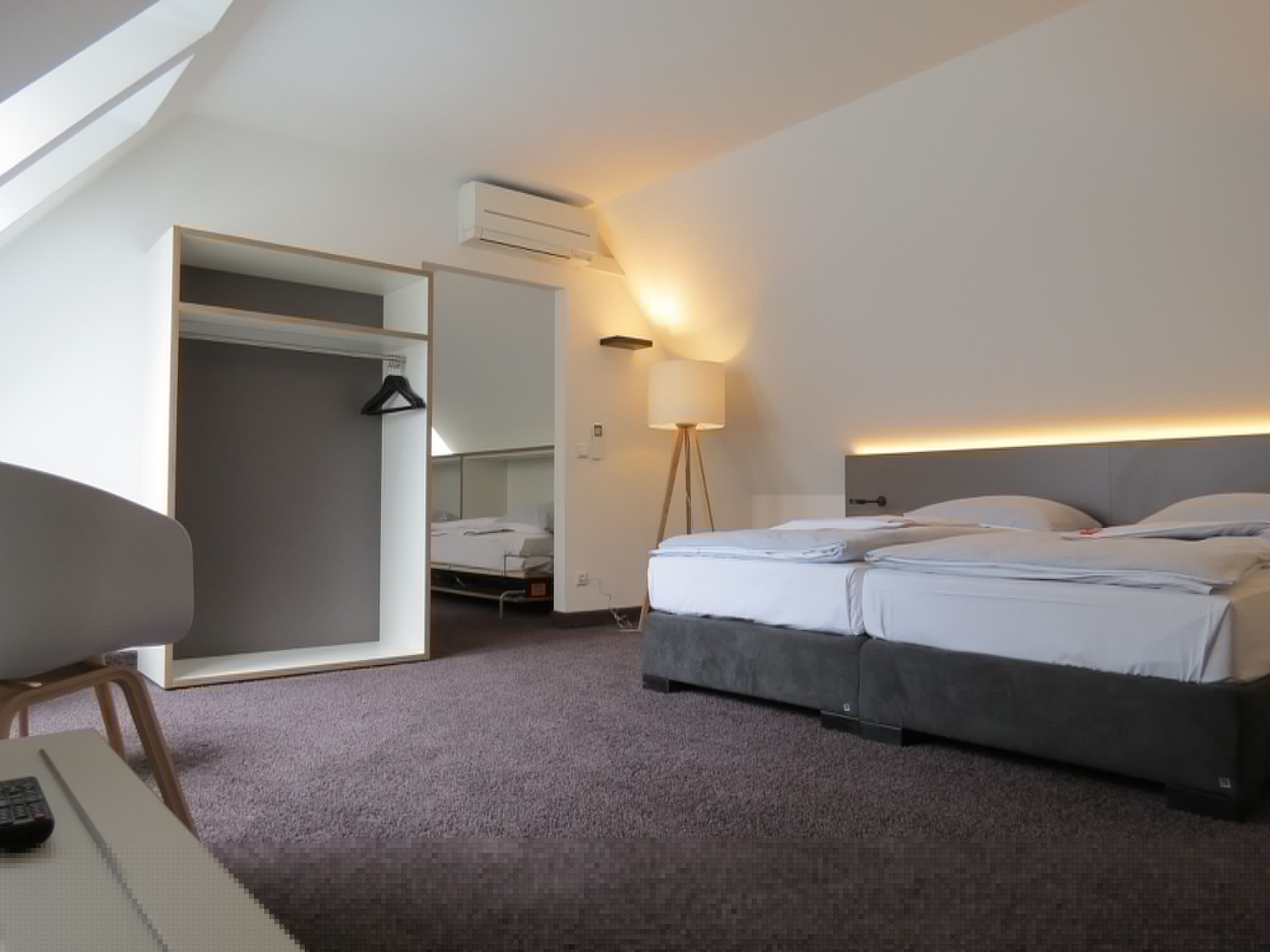 2 Bedrooms, Comfort, Suite, Double and Twin Beds