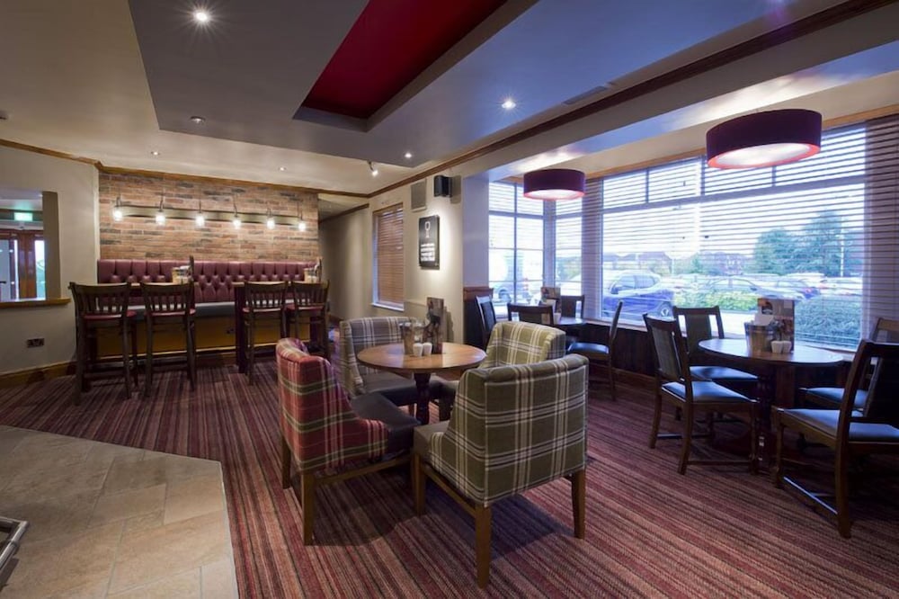 Premier Inn Newcastle Under Lyme 34/44