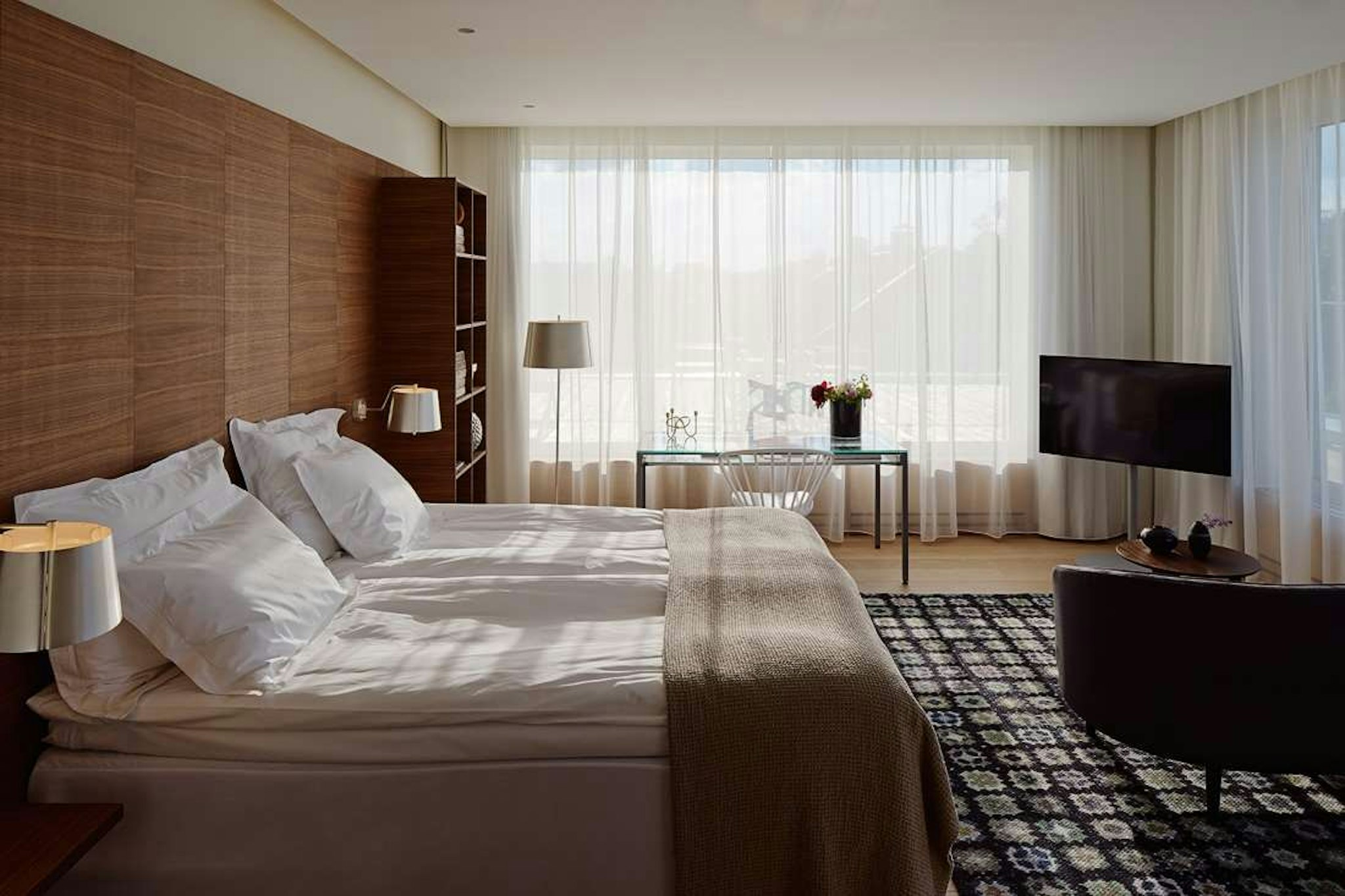 PM & Vanner Hotel 4/11