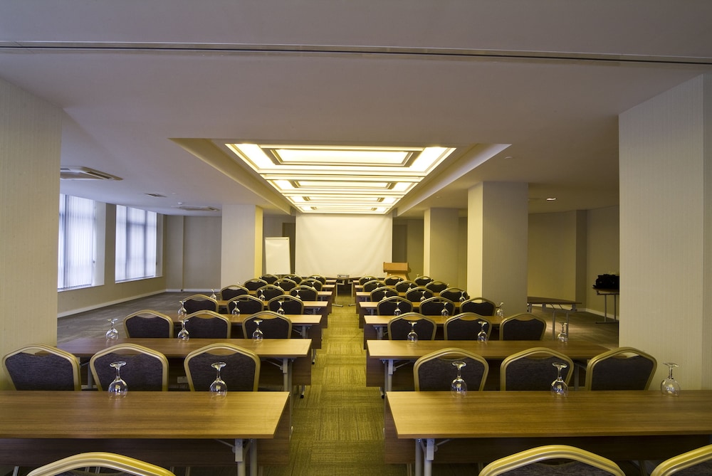 Innpera Hotel 41/50