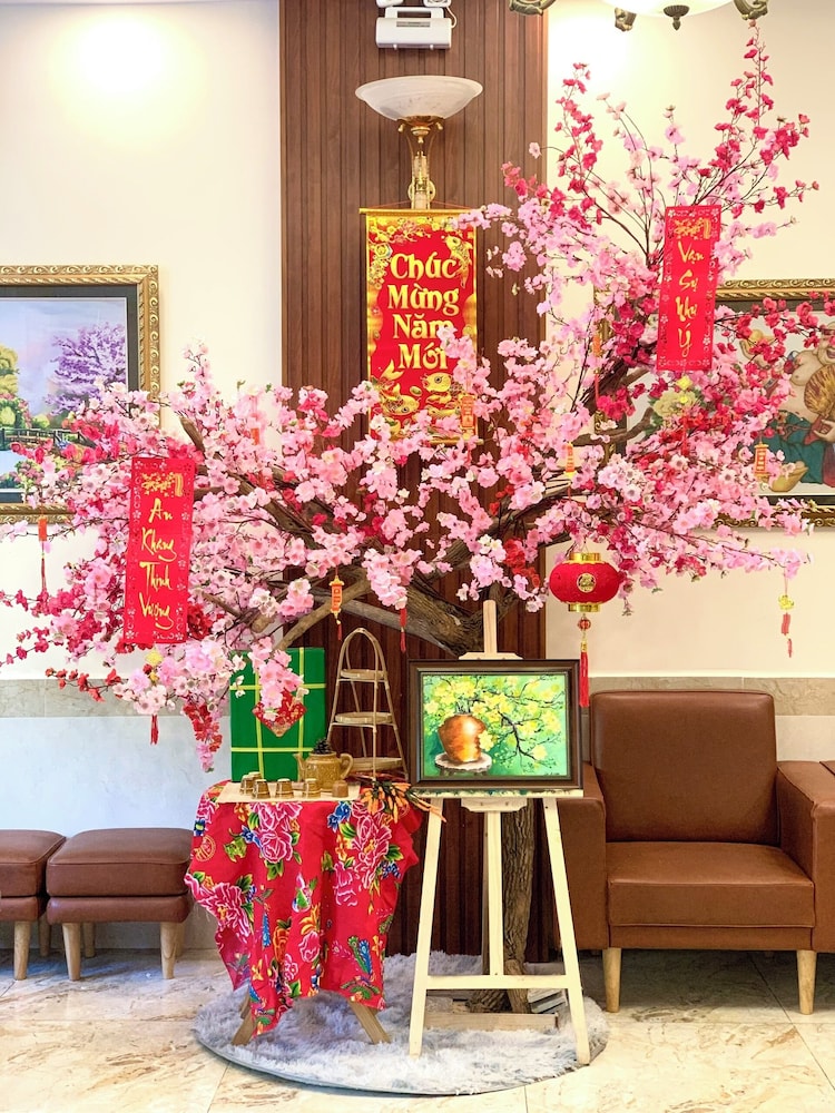 Nam Xuan Premium Hotel 48/68