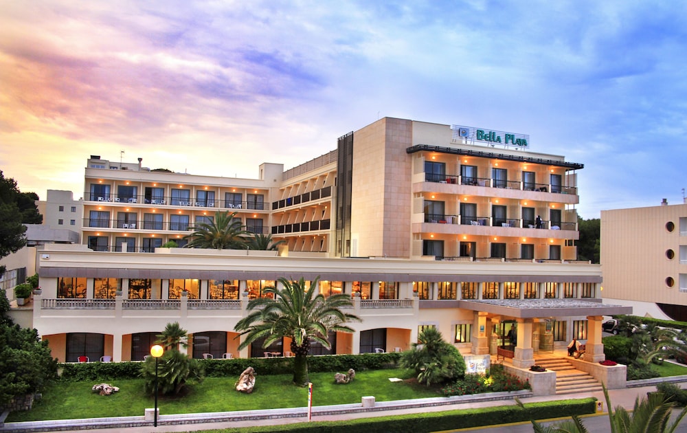 Bella Playa Hotel and Spa 5/78