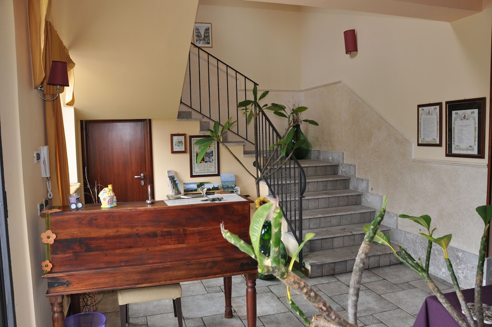 CASALE ROMANO RESORT 2/50