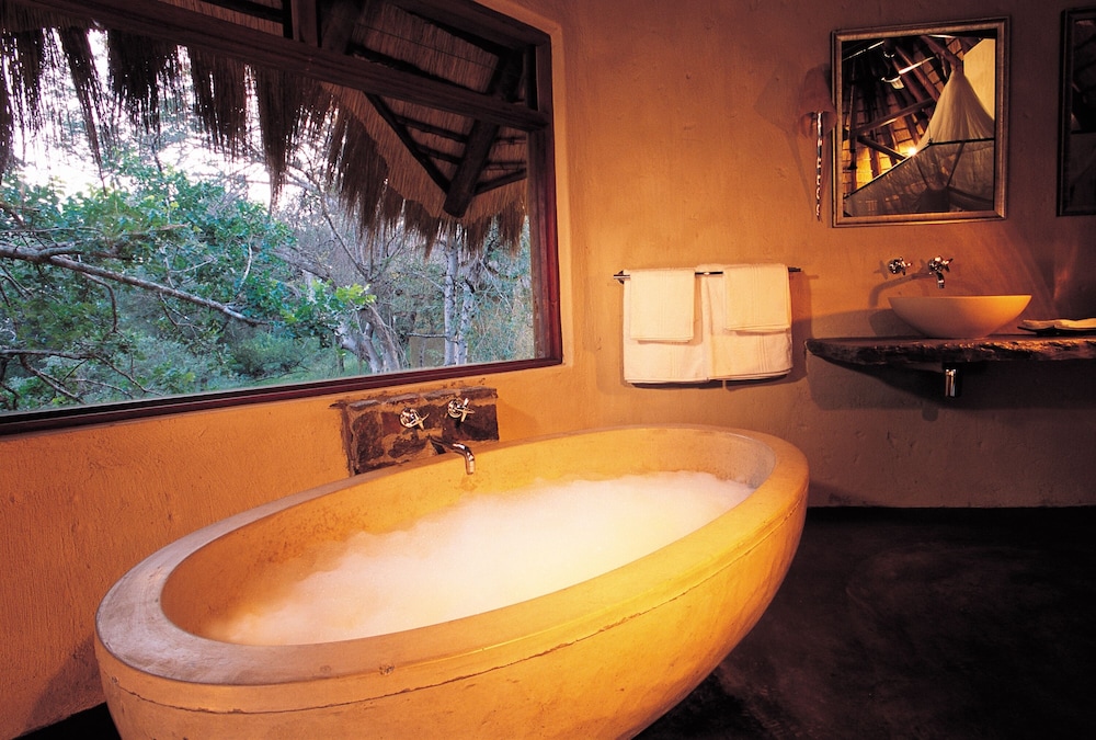 Pondoro Game Lodge 33/66