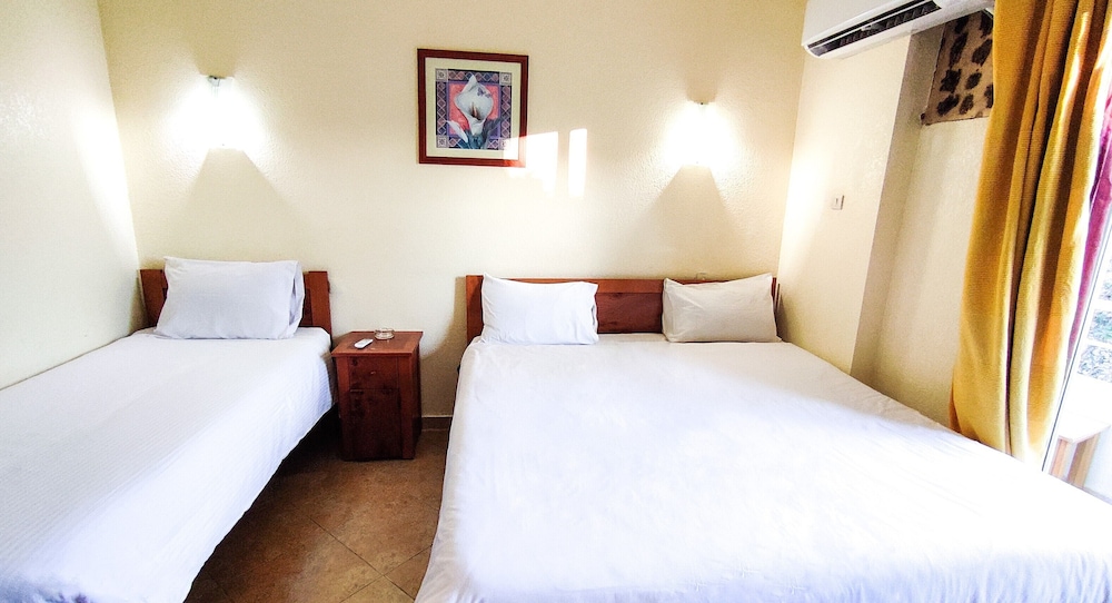Golden Europe Hotel 15/40