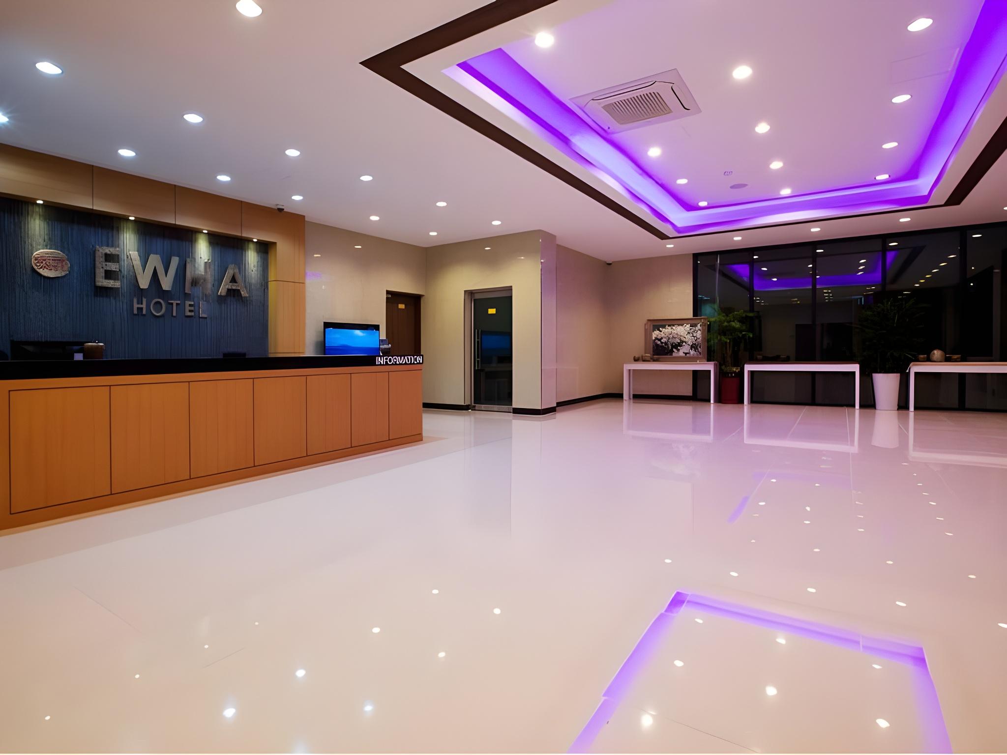 Ewha Hotel 13/30