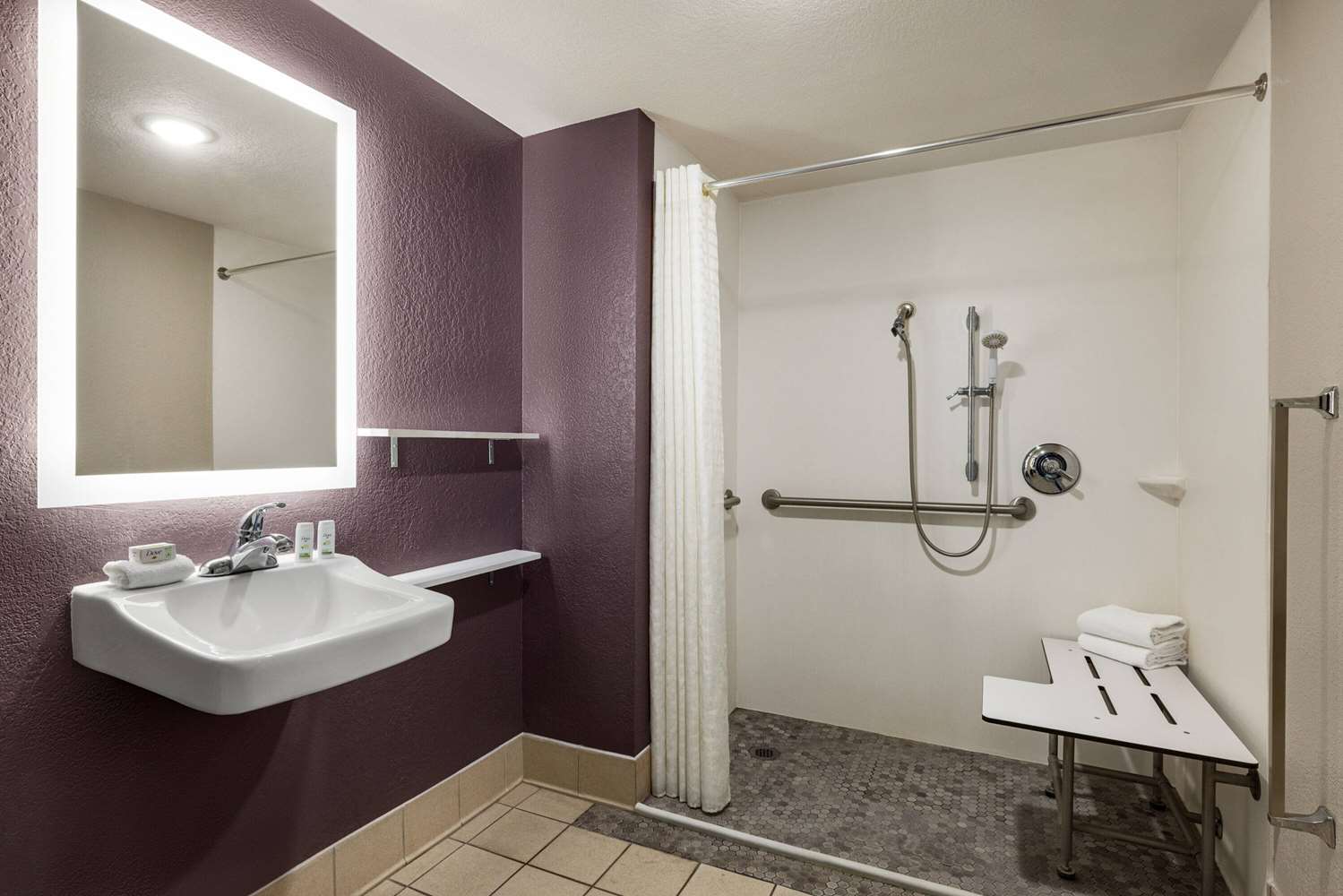 La Quinta Inn San Antonio Lackland 47/49