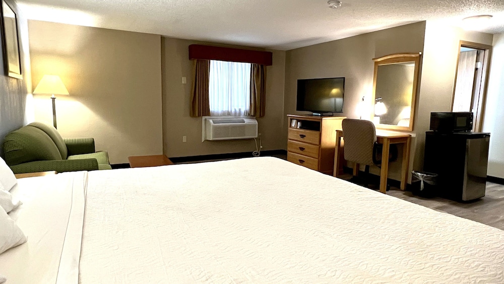 Upgrade, Suite, King Bed