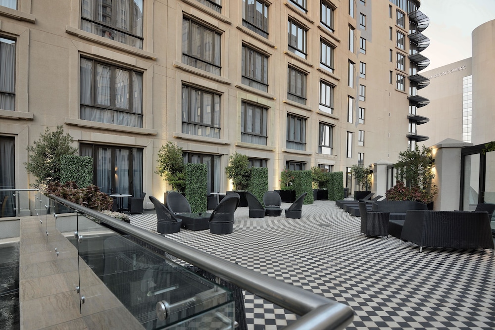 Davinci Hotel And Suites On Nelson Mandela Square 6/67