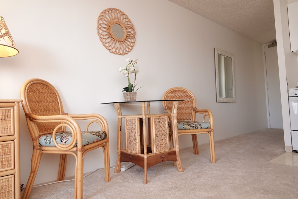 Tropical Studios At Marine Surf Waikiki 6/50