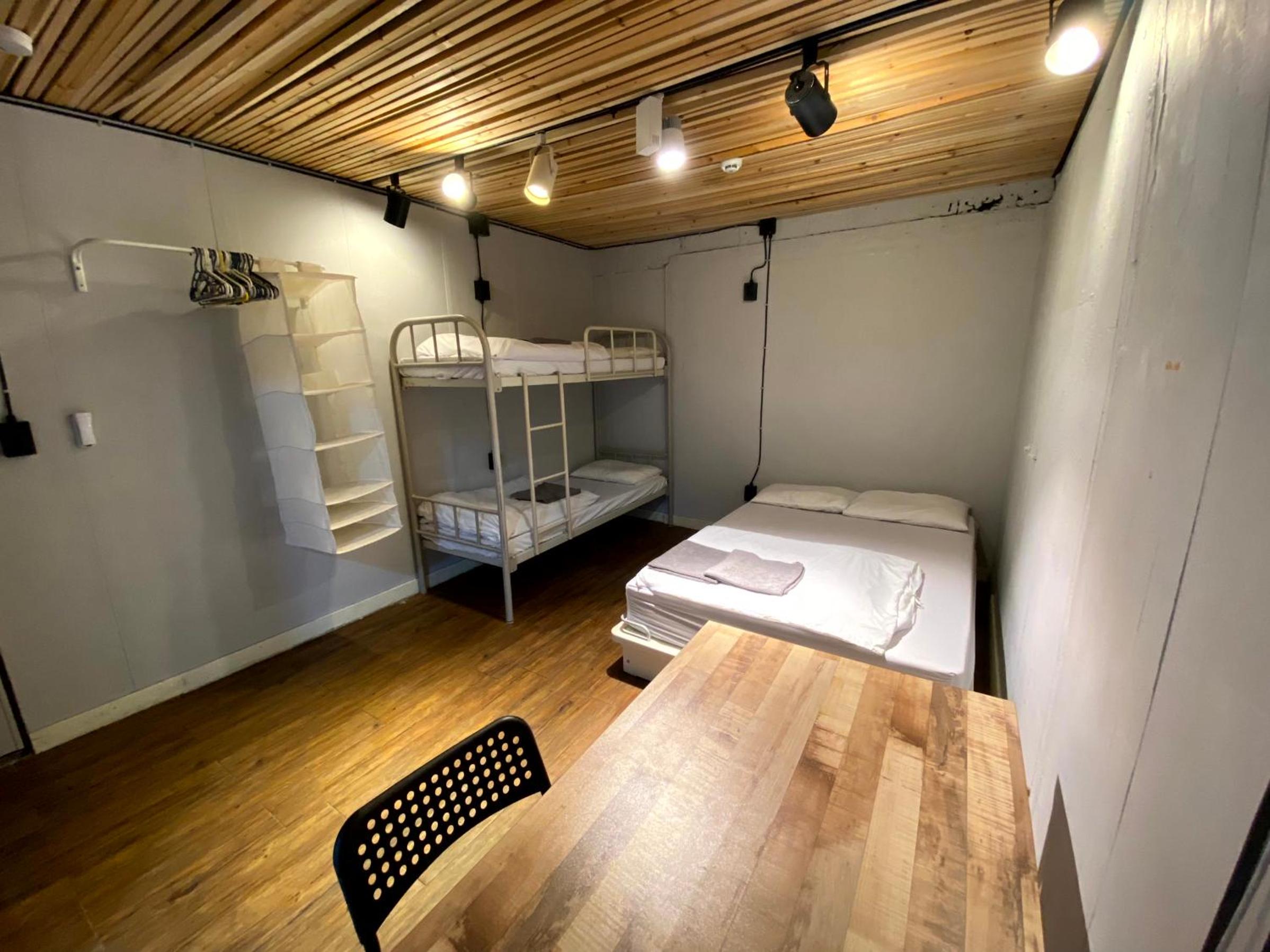 Pop Itaewon Guesthouse 9/42