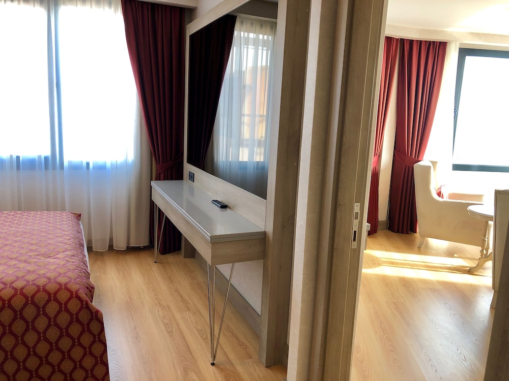 Aspen Hotel Istanbul 48/68
