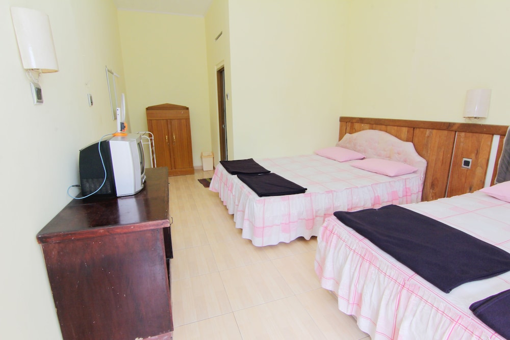 Hotel Wijaya 3 Kaliurang 15/30