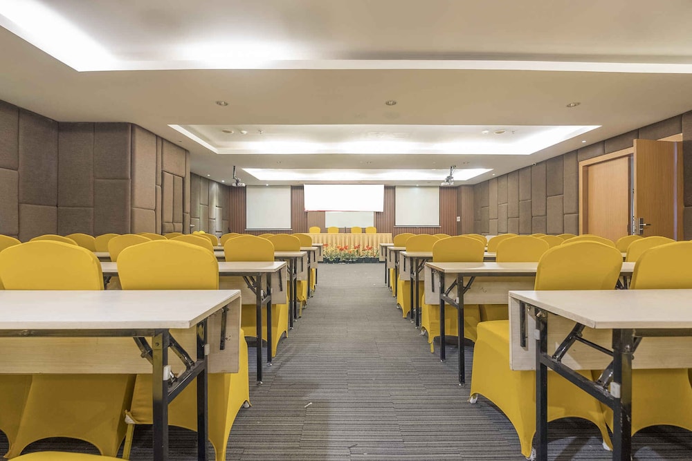 Aswin Hotel 41/46