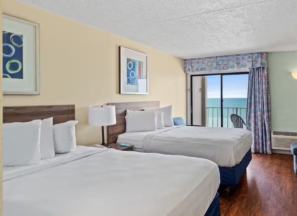 Capital O Sunset Waves Hotel Myrtle Beach Oceanfront 26/63