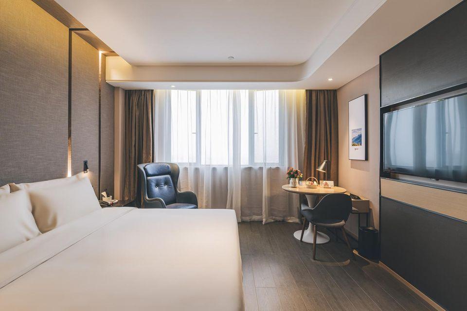 Elegant, Double Bed