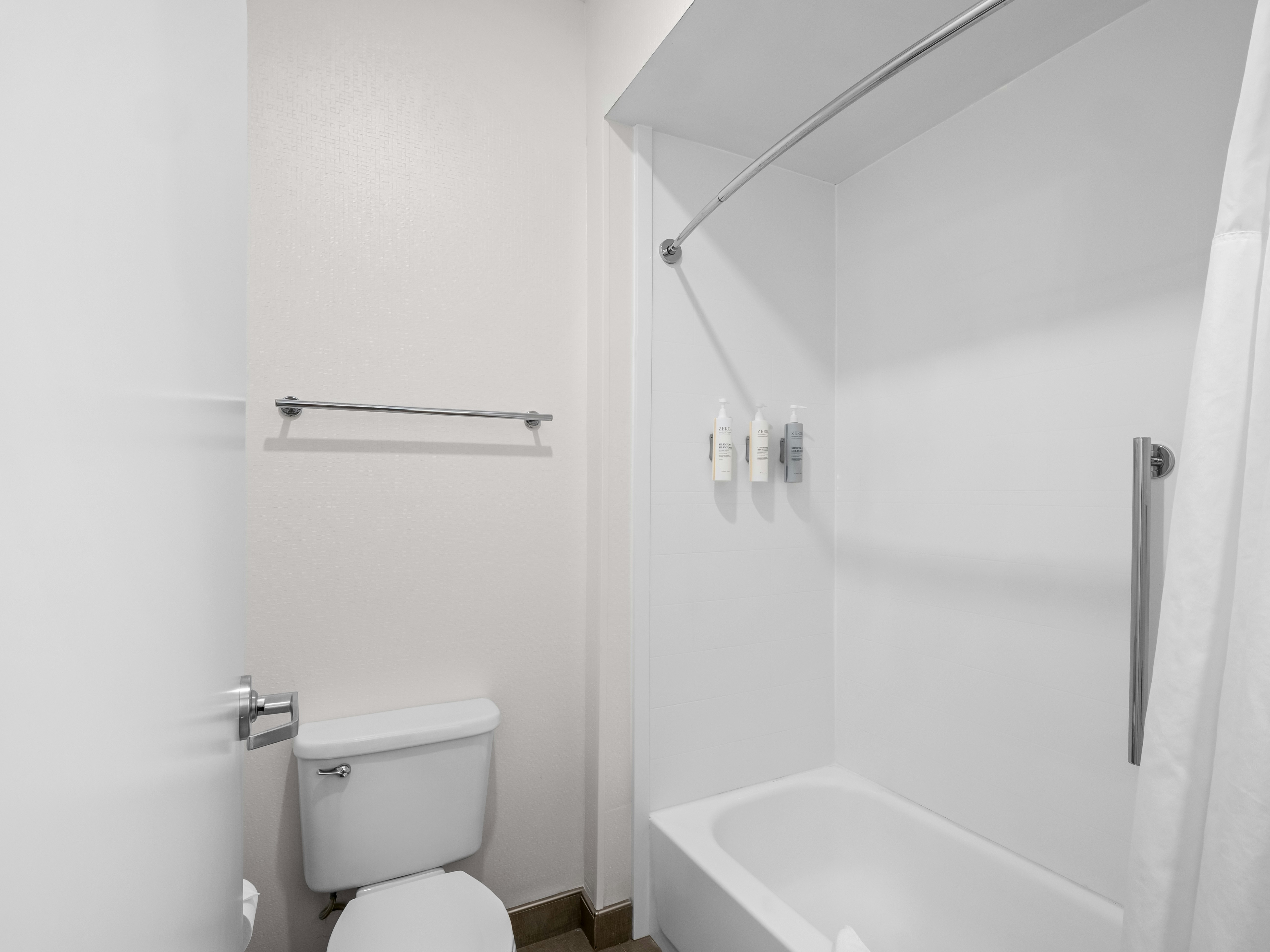 Hampton Inn & Suites East Lansing Okemos 79/80