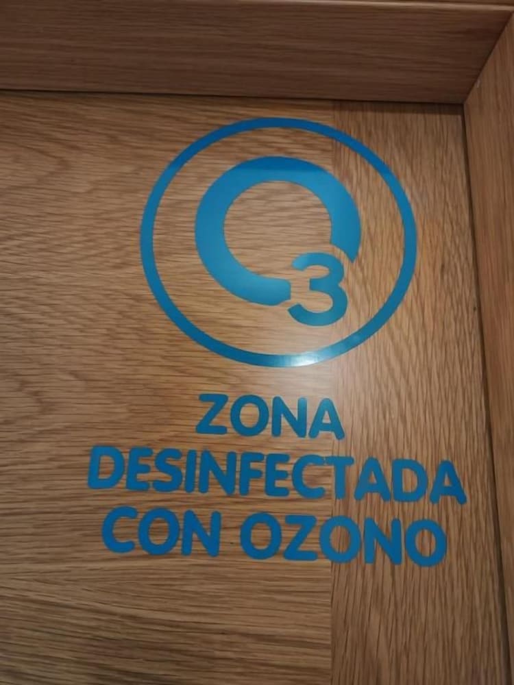 Hostal Rioja Condestable 29/48