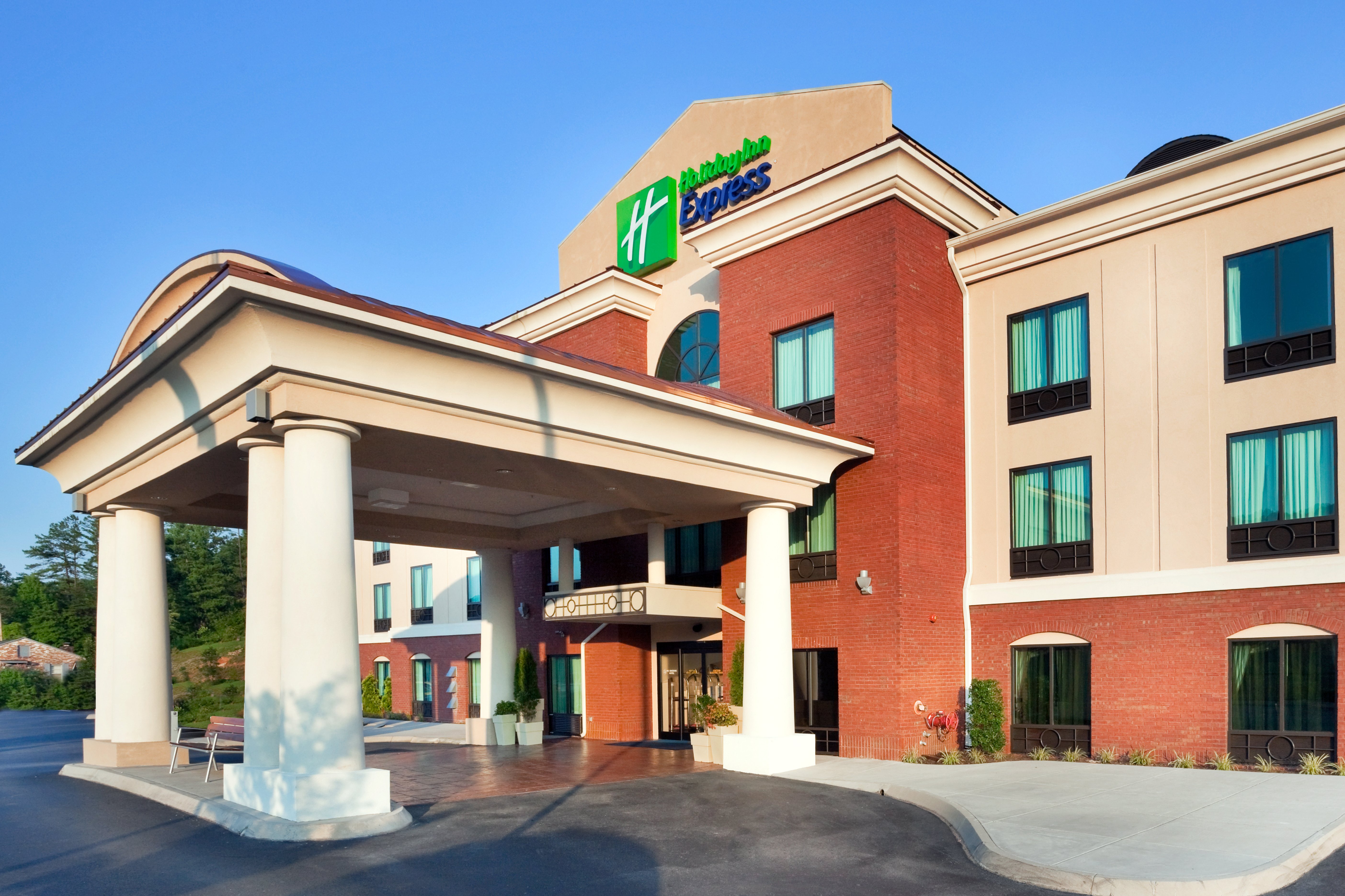 Holiday Inn Express Hotel Suites Harriman 52/53