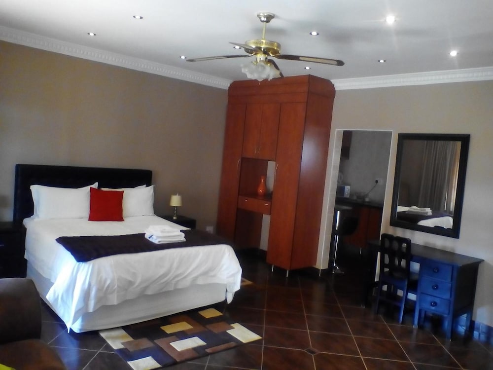 Mmakosha Lodge 5/35
