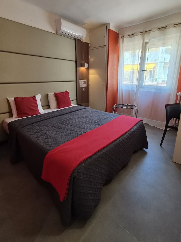 Hotel Schtak 18/61