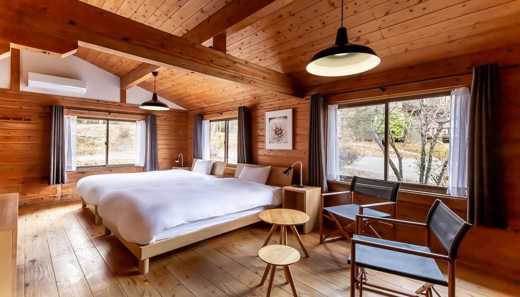 Semi Western, Twin Beds