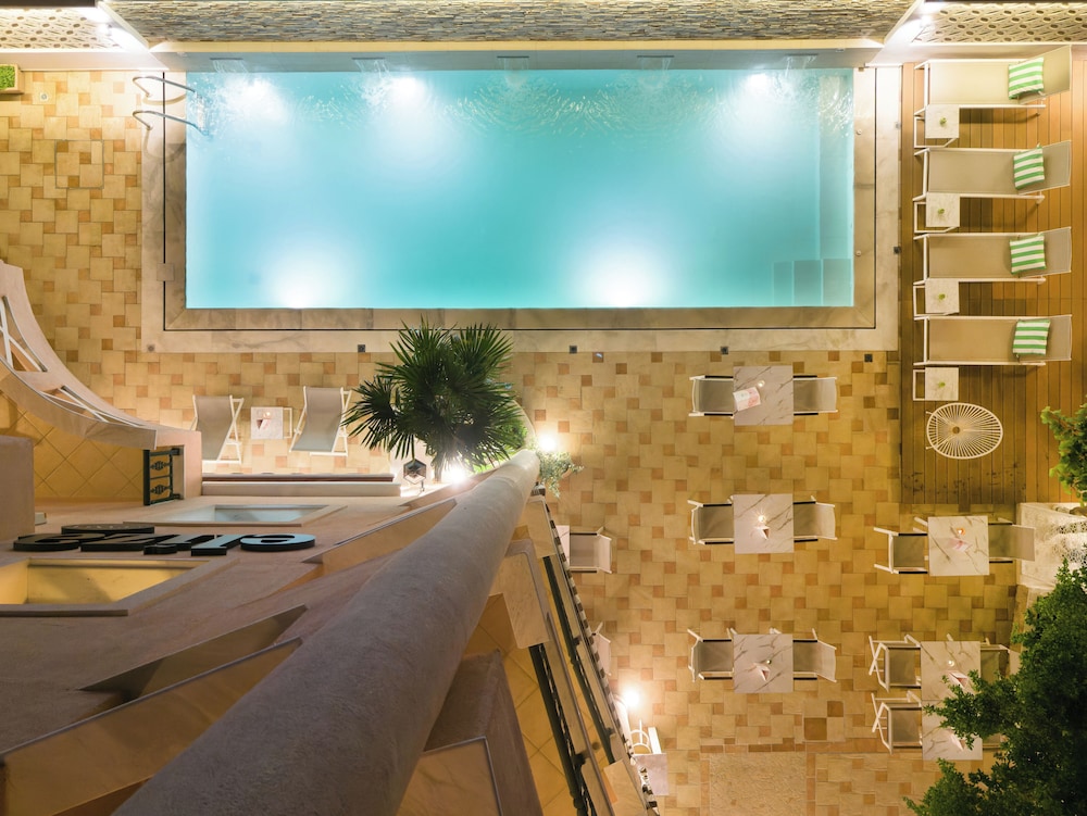 Evdion Hotel 48/71