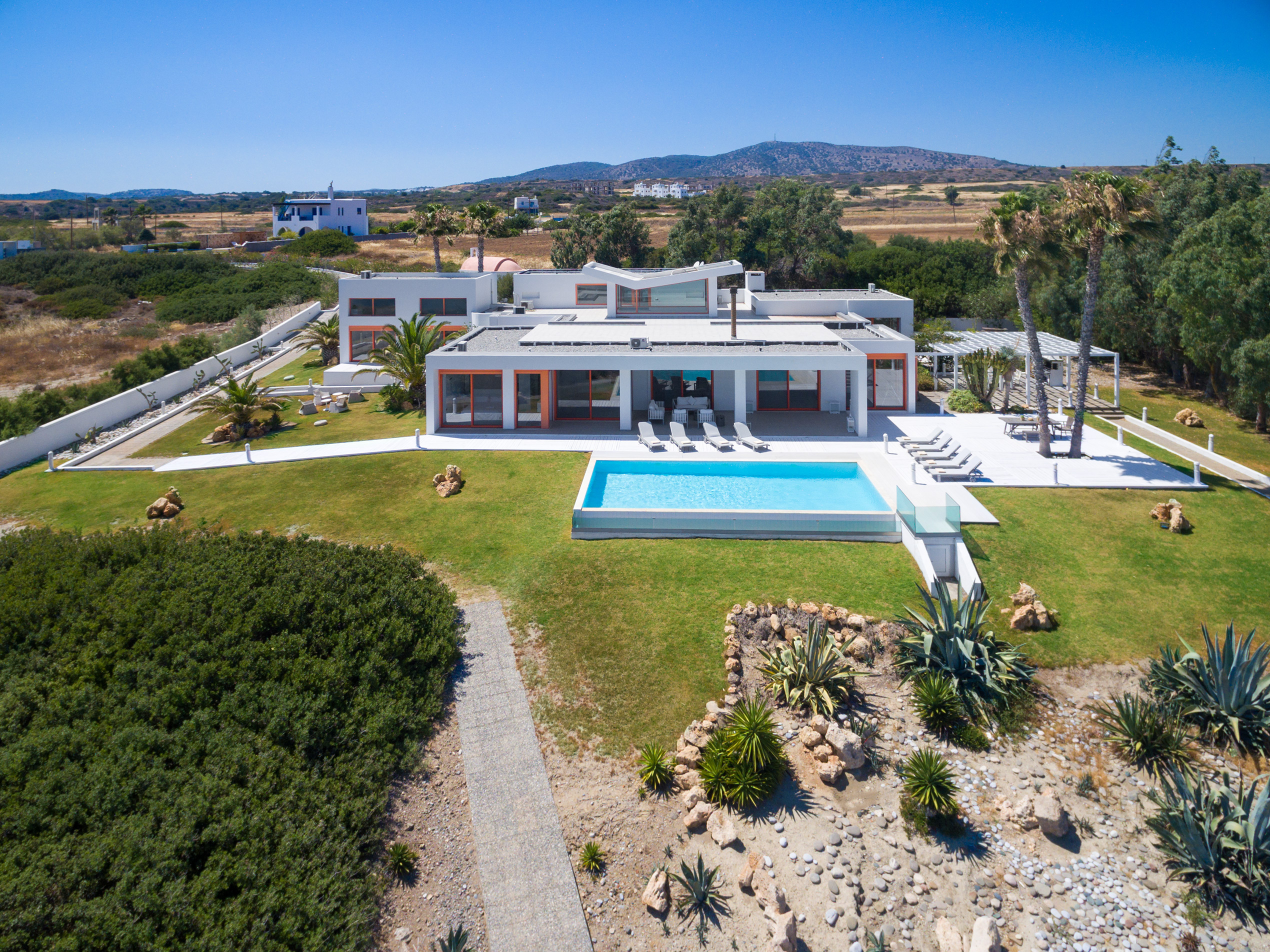 VILLA SEVEN 44/52