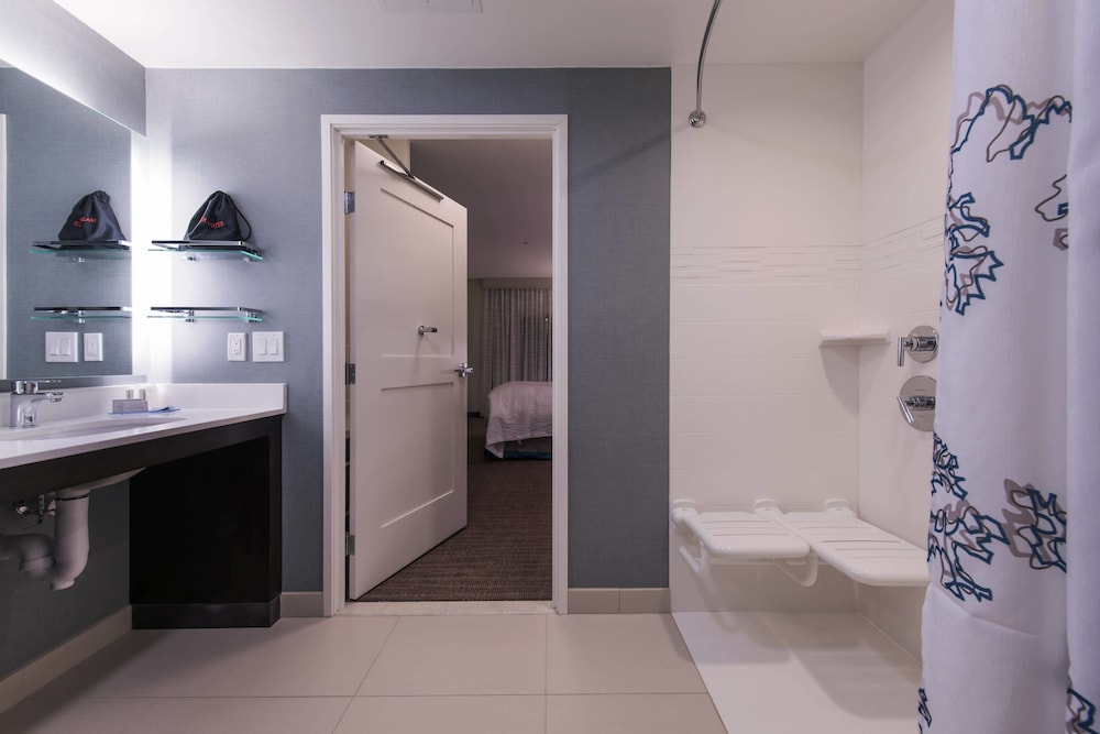 Residence Inn Nashua 9/40