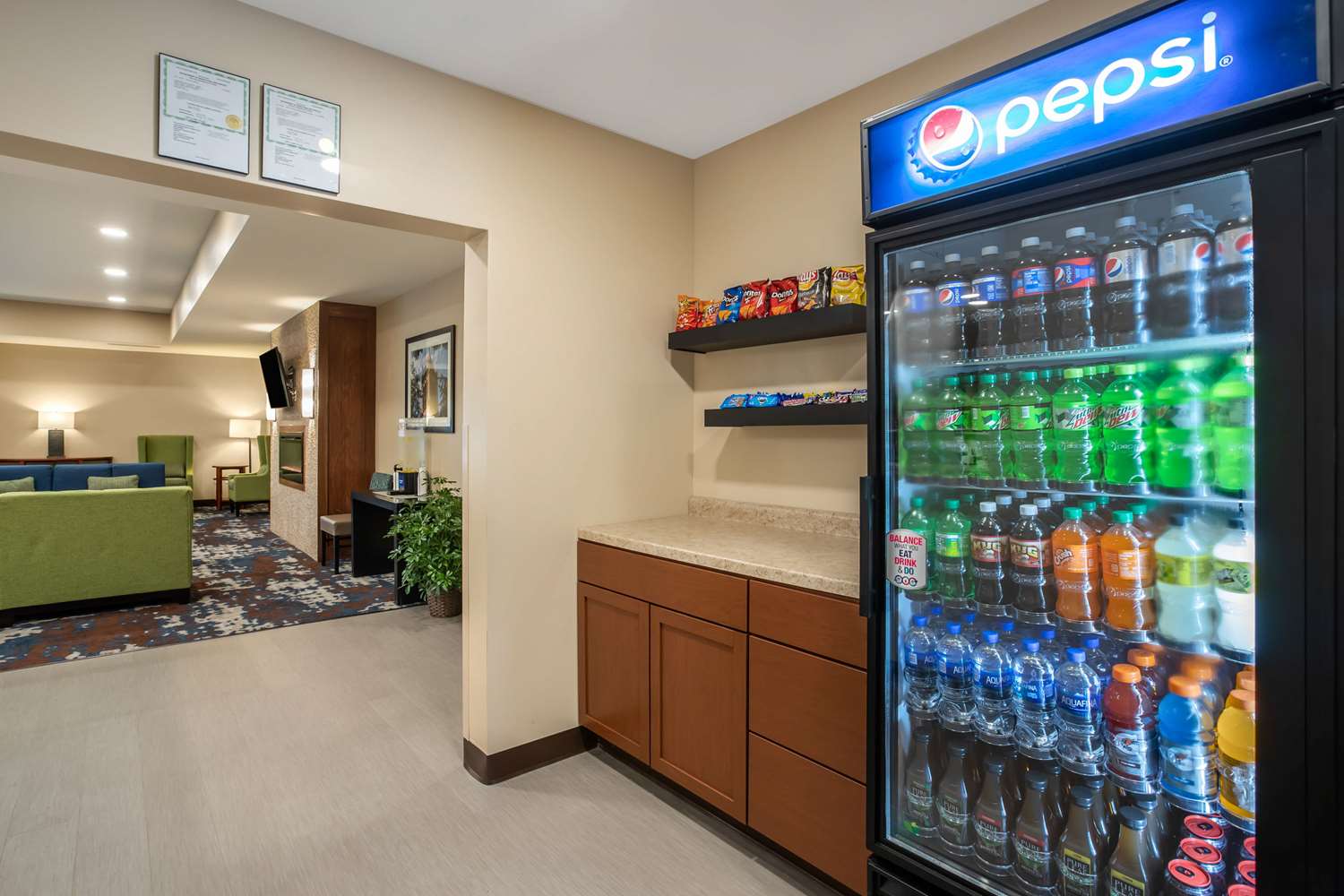 Comfort Inn and Suites Ames Near ISU Campus 6/41