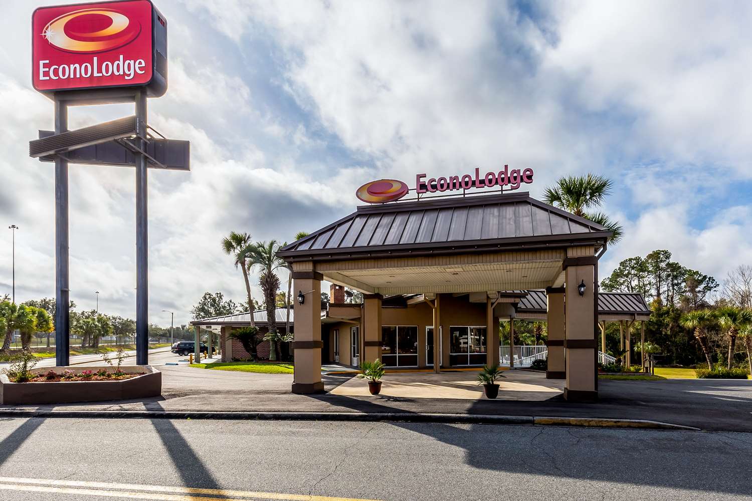 Econo Lodge North Lake City 2/14