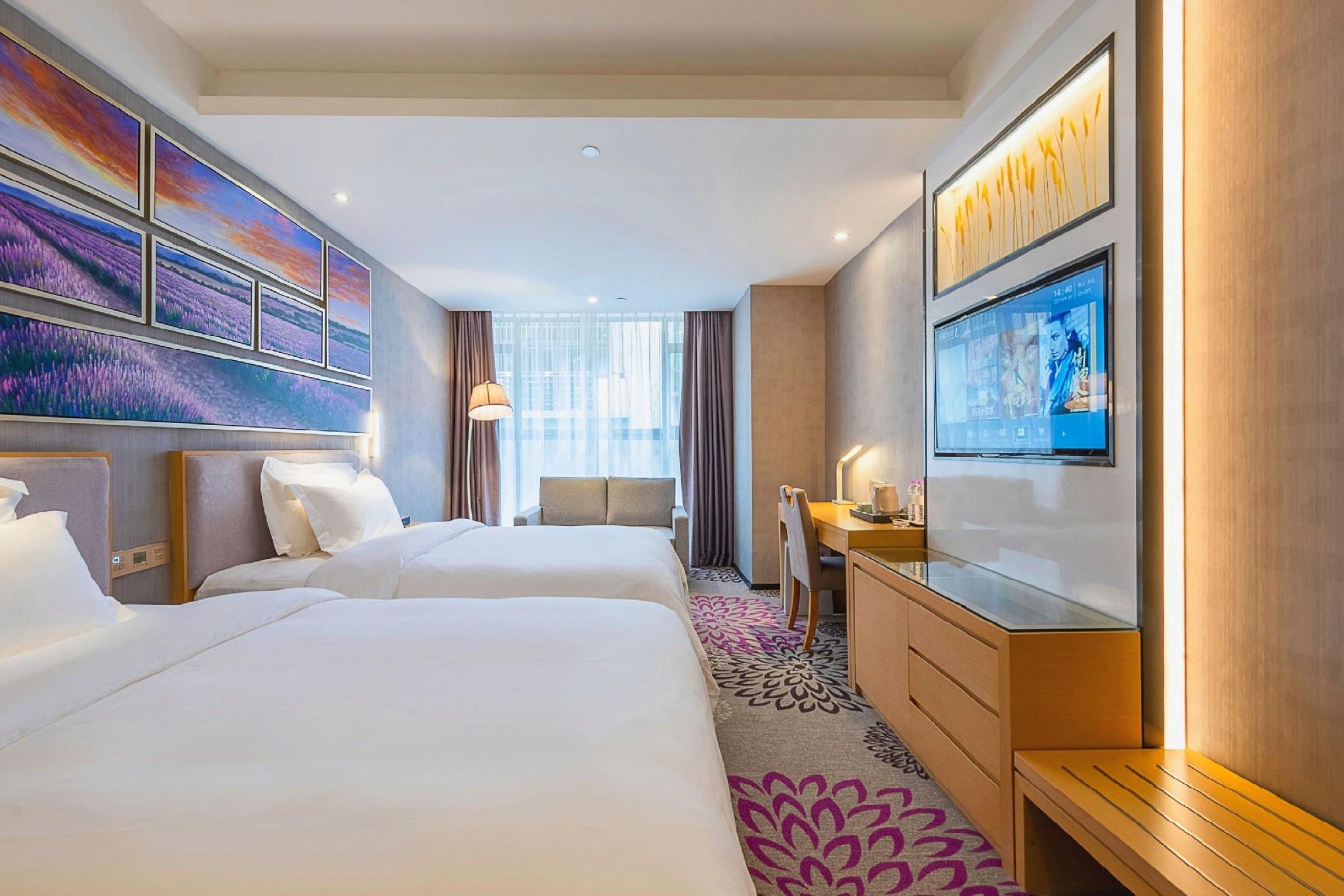 Lavande Hotel (Foshan Shunde Ronggui Light Rail Station) 7/23