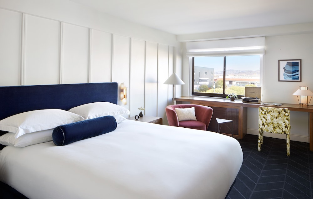 Kimpton Alton Fishermans Wharf 14/48