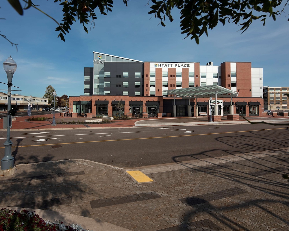 Hyatt Place Moncton 6/50